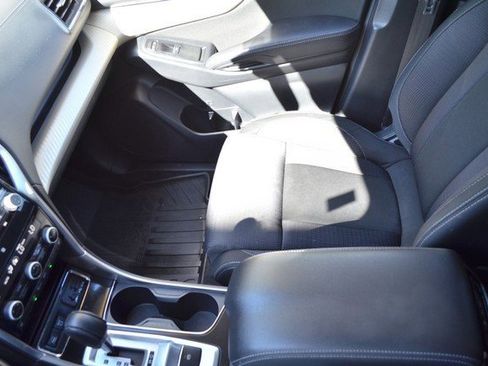 Used 2022 Subaru Ascent Premium w/ Convenience Package image 25