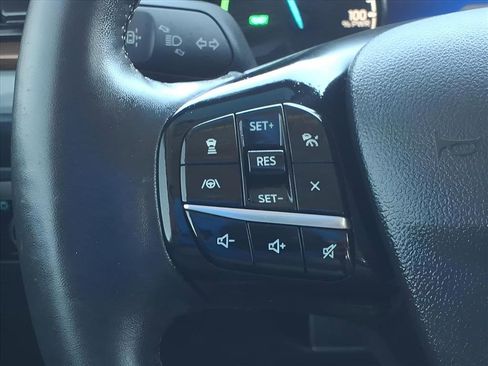 Used 2024 Ford Maverick Lariat image 23