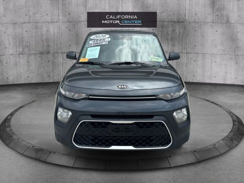 Used 2020 Kia Soul LX FWD image 2