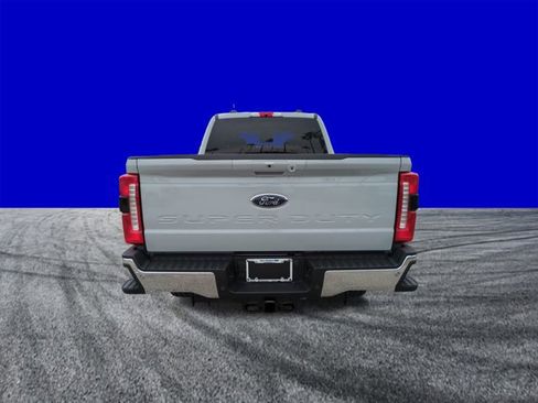 New 2026 Ford F250 Lariat w/ FX4 Off-Road Package image 5