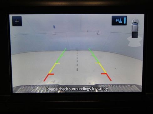 Used 2023 Ford F150 XLT image 14