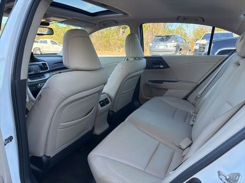 Used 2014 Honda Accord EX-L image 18