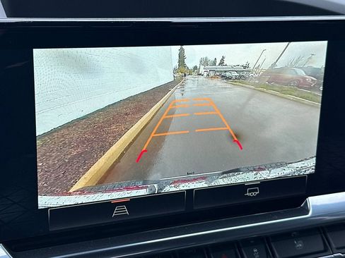 New 2026 GMC Sierra 1500 SLT image 17