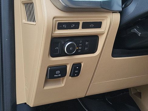 Used 2021 Ford F150 Lariat AWD/4WD image 18