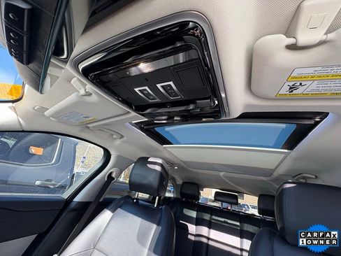 Used 2024 Land Rover Range Rover Velar S image 21