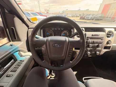 Used 2013 Ford F150 XLT image 17