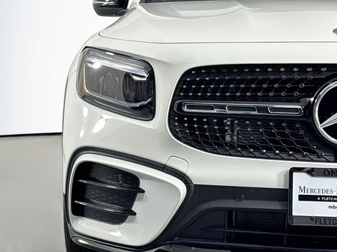 New 2026 Mercedes-Benz GLB 250 image 14