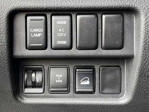 Used 2022 Nissan Titan PRO-4X w/ Pro-4x Convenience Package image 26