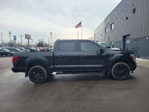 Used 2025 Ford F150 Lariat image 2
