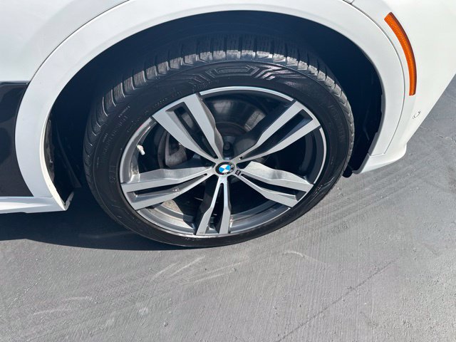 Used 2019 BMW X7 xDrive40i w/ Premium Package AWD/4WD image 22