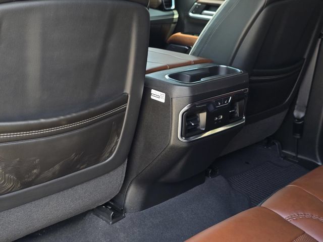 Used 2026 GMC Sierra 3500 Denali Ultimate AWD/4WD image 36
