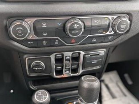 New 2026 Jeep Gladiator Sport image 16