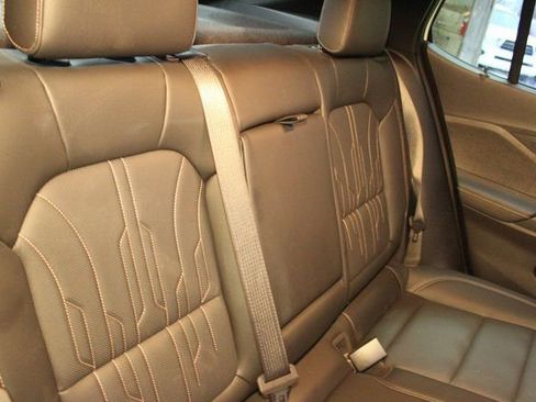Used 2025 Buick Envista Avenir FWD image 13
