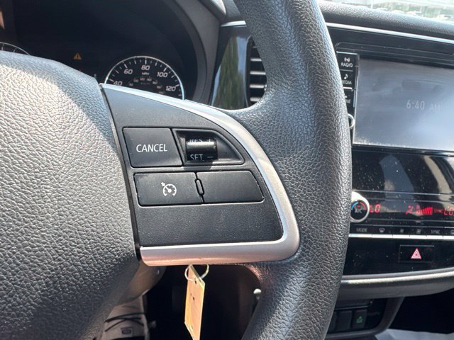 Used 2020 Mitsubishi Outlander ES FWD image 24