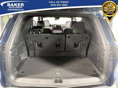 New 2026 Chevrolet Traverse Z71 w/ Driver Confidence Package image 15