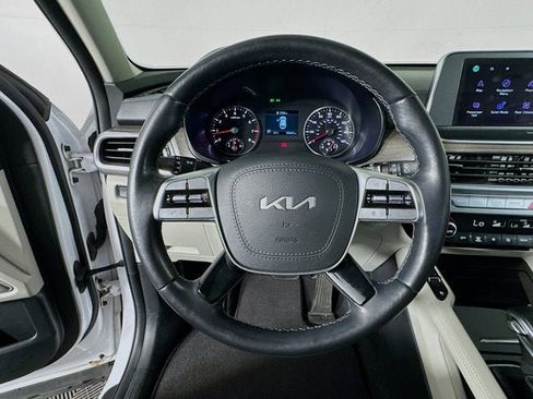 Used 2022 Kia Telluride EX w/ EX Premium Package AWD/4WD image 11