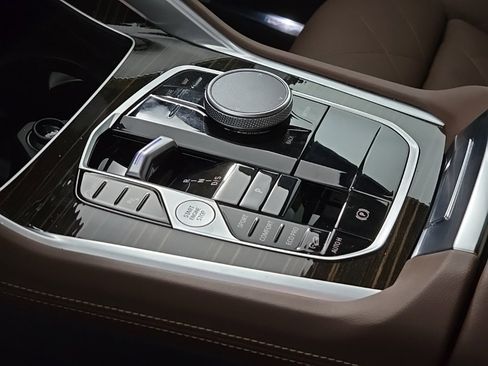 Used 2026 BMW X6 xDrive40i image 22