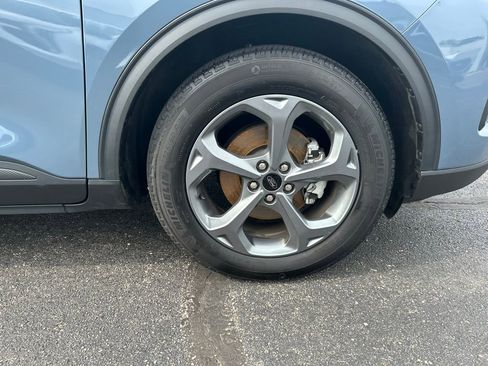 Certified 2025 Ford Escape ST-Line FWD image 11