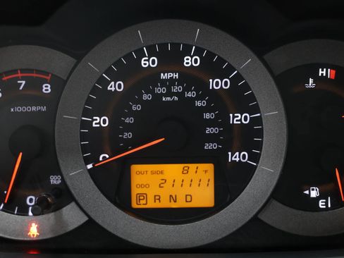 Used 2007 Toyota RAV4 2WD image 24