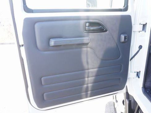 New 2024 Chevrolet Low Cab Forward image 14