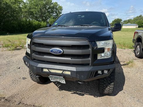 Used 2016 Ford F150 Lariat w/ Equipment Group 501A Mid AWD/4WD image 2