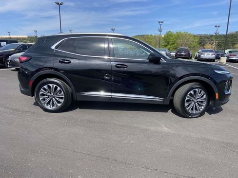 Used 2025 Buick Envision Preferred AWD/4WD image 2