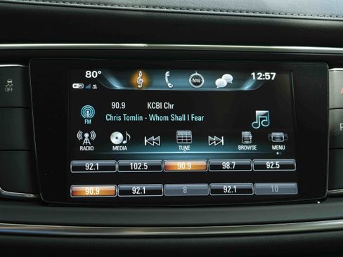 Used 2019 Buick Enclave Essence FWD image 30
