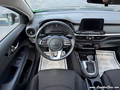 Used 2019 Kia Forte S w/ S Premium Package FWD image 15