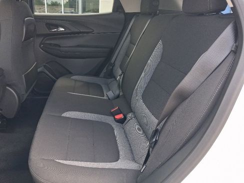 Used 2025 Chevrolet TrailBlazer LT AWD/4WD image 21