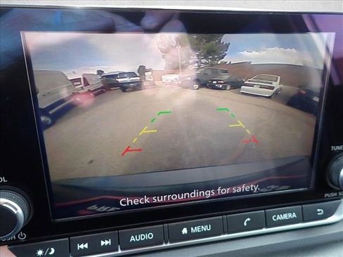 Used 2024 Nissan Rogue SV image 23