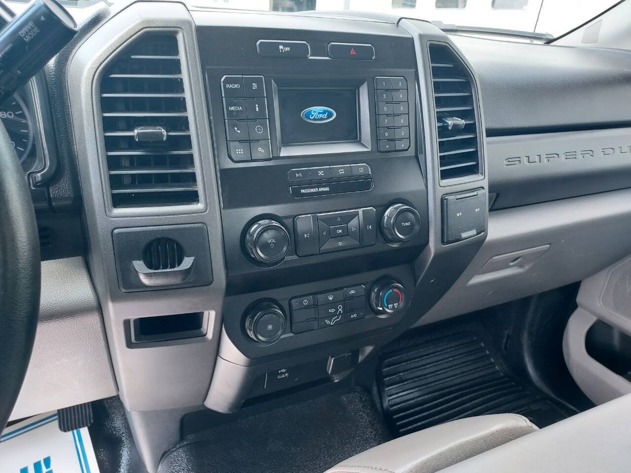 Used 2020 Ford F250 XL RWD image 17