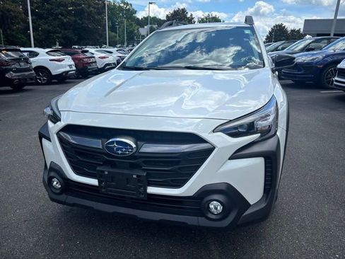 Used 2024 Subaru Outback Premium AWD/4WD image 11