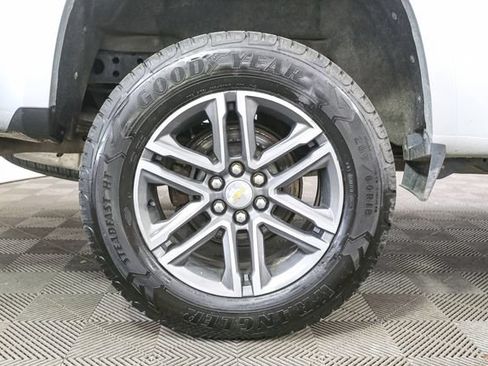 Used 2020 Chevrolet Colorado W/T w/ Custom Special Edition AWD/4WD image 14