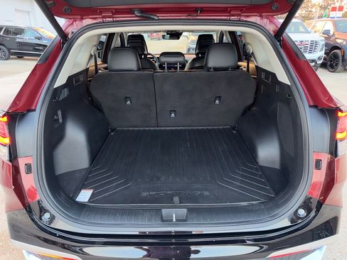 Used 2025 Kia Sportage SX image 27