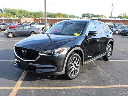 Used 2018 MAZDA CX-5 Touring w/ Preferred Equipment Package AWD/4WD image 2