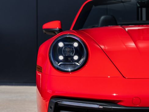 Certified 2020 Porsche 911 Carrera S image 20