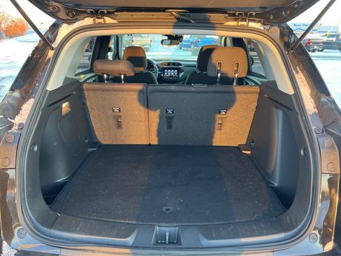 Used 2023 Chevrolet TrailBlazer LT w/ Convenience Package image 7