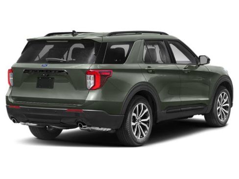 Used 2023 Ford Explorer ST-Line w/ Class IV Trailer Tow Package AWD/4WD image 2
