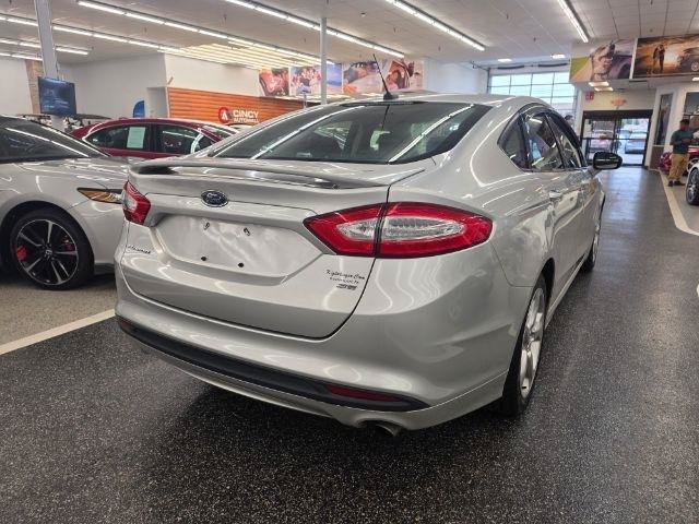 Used 2014 Ford Fusion SE w/ Equipment Group 201A FWD image 5