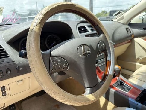 Used 2011 Lexus ES 350 FWD image 23