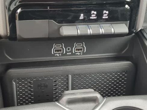 New 2026 RAM 1500 Big Horn AWD/4WD image 32