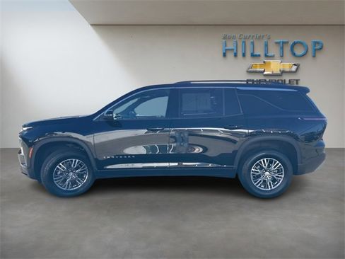 Certified 2025 Chevrolet Traverse LT image 12