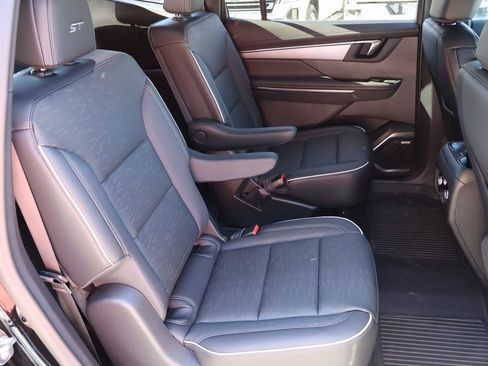 New 2026 Buick Enclave Sport Touring w/ Power Package FWD image 25