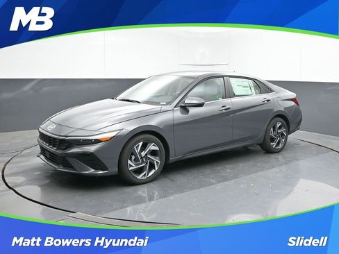 New 2026 Hyundai Elantra Limited FWD image 1