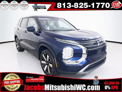 New 2025 Mitsubishi Outlander SE