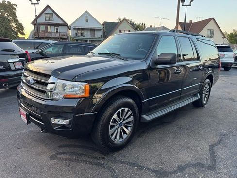 Used 2015 Ford Expedition EL XLT w/ Equipment Group 202A image 4
