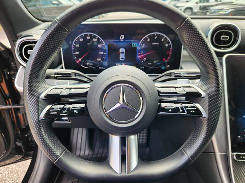 Used 2023 Mercedes-Benz C 300 4MATIC Sedan image 9