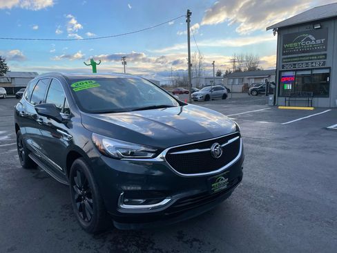 Used 2019 Buick Enclave Premium w/ Experience Buick Package AWD/4WD image 1
