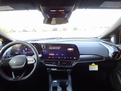 New 2026 Chevrolet Equinox EV RS FWD image 23