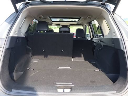 Used 2021 Nissan Rogue SL FWD image 26
